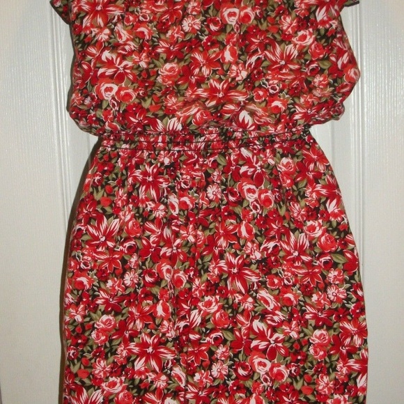 BODY CENTRAL RUFFLED STRAPLESS DRESS SIZE SMALL - Picture 6 of 7
